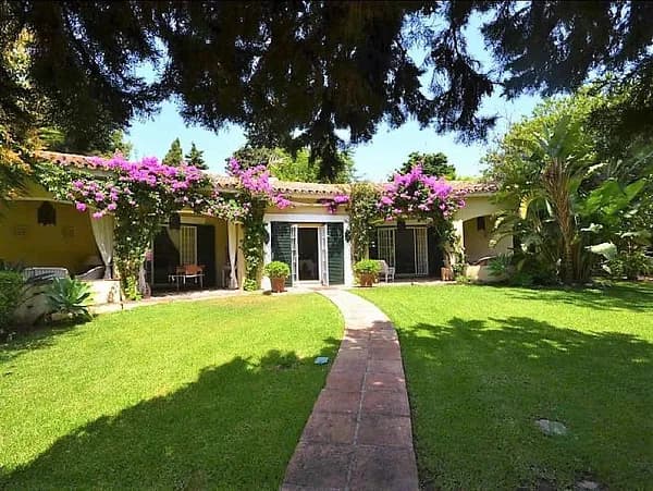Casa de 0,17 ha en venta en Málaga