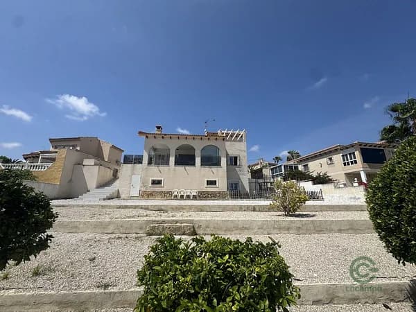 Casa de 0,0967 ha en venta en San miguel de salinas, Alicante