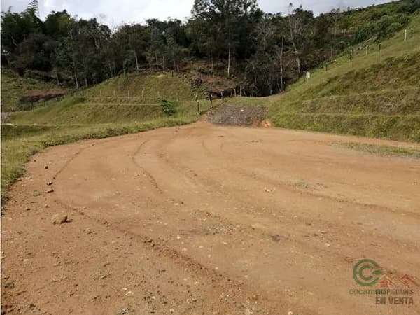 Terreno urbano de 0,21 ha en venta en Antioquia
