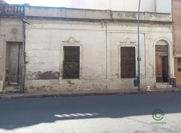 Casa de 0,01 ha en venta en Córdoba