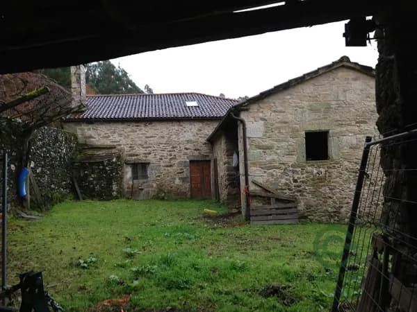 Finca rústica de 4 ha en venta en La coruña