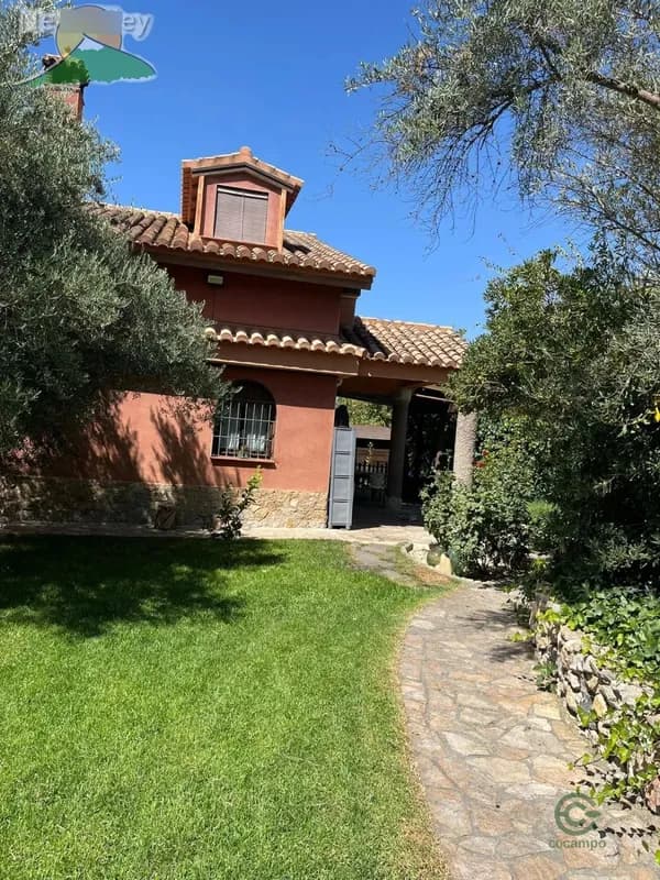 Finca agrícola de 0,2032 ha en venta en Niguelas, Granada