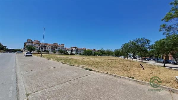 Casa de 0,2986 ha en venta en Dos hermanas, Sevilla