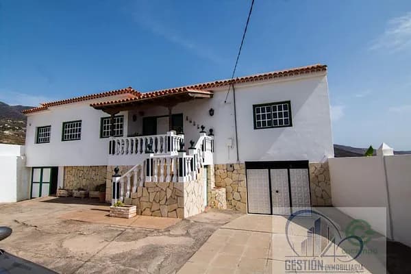 Casa de 0,124 ha en venta en Candelaria, Tenerife