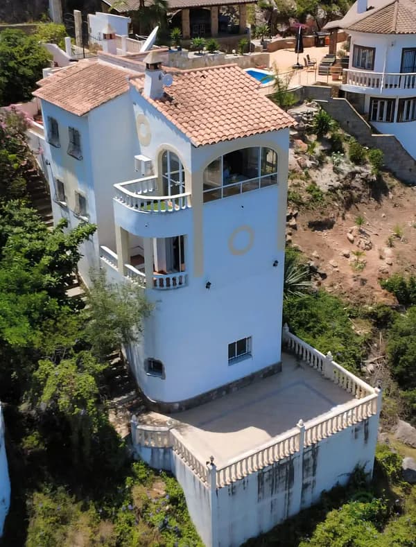 Casa de 0,06 ha en venta en Oliva, Valencia