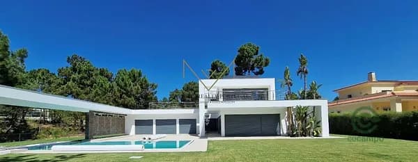 Casa de 0,2081 ha en venta en Charneca de caparica e sobreda, Setúbal