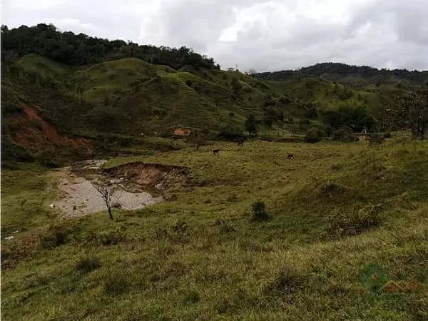 Terreno urbano de 0,3422 ha en venta en Antioquia