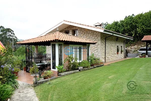 Finca rústica de 1,32 ha en venta en Cantabria