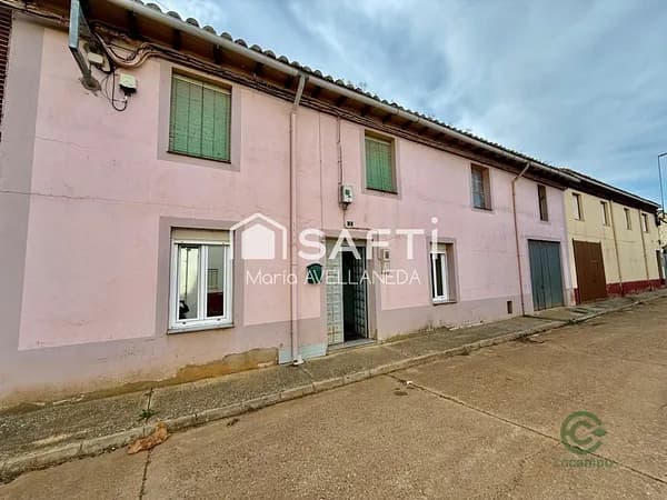 Casa de 0,0145 ha en venta en León