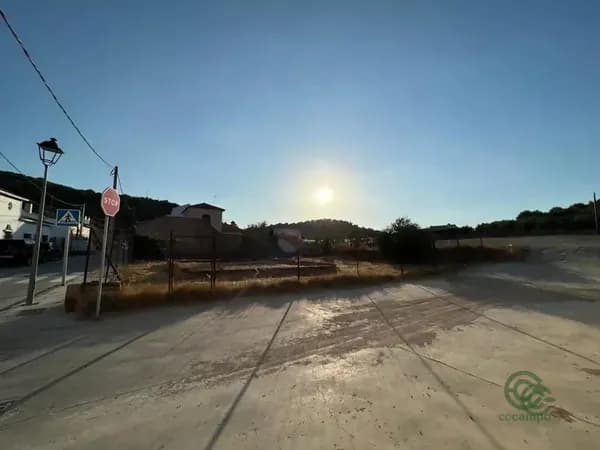 Terreno urbano de 0,0371 ha en venta en Coripe, Sevilla