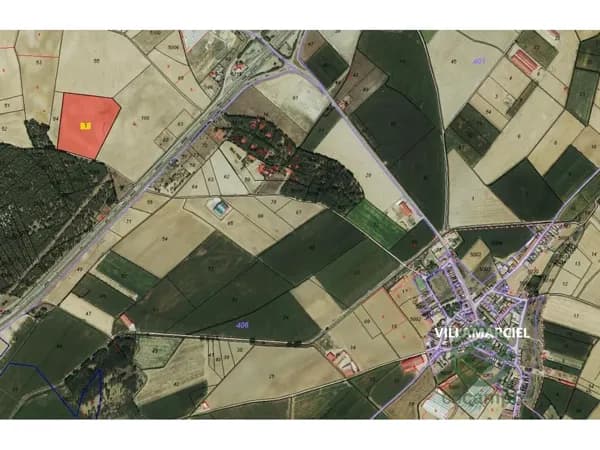 Finca agrícola de 4 ha en venta en Valladolid