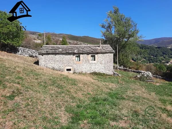 Finca rústica de 1,6657 ha en venta en Espinosa de los monteros, Burgos