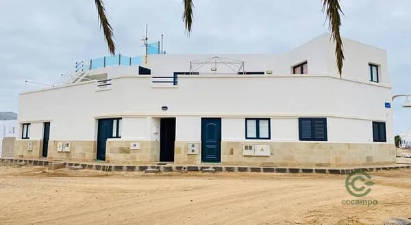 Casa de 0,019 ha en venta en Teguise, Las palmas
