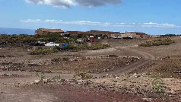 Finca rústica de 4,9 ha en venta en Santa cruz de tenerife