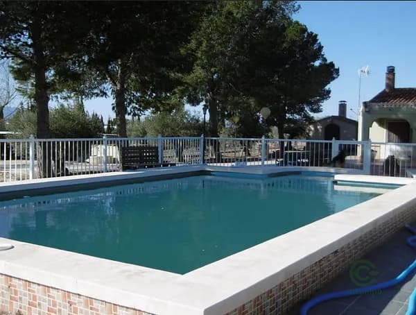 Finca rústica de 0,47 ha en venta en Yecla, Murcia