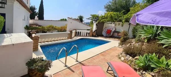 Casa de 0,0892 ha per a venda a Màlaga