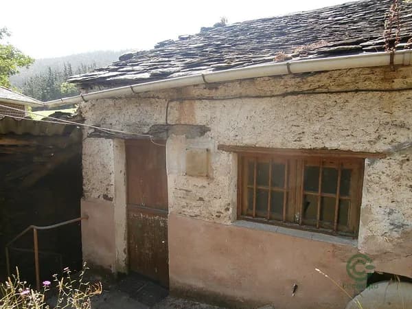 Finca agrícola de 0,0237 ha en venta en Coana, Asturias