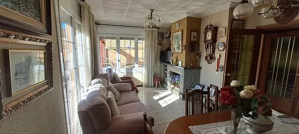 Casa de 0,02 ha en venta en Girona