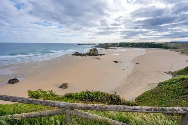 Finca rústica de 0,6419 ha en venta en Castropol, Asturias