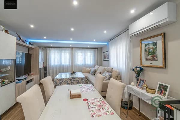 Casa de 0,0252 ha en venta en Peligros, Granada