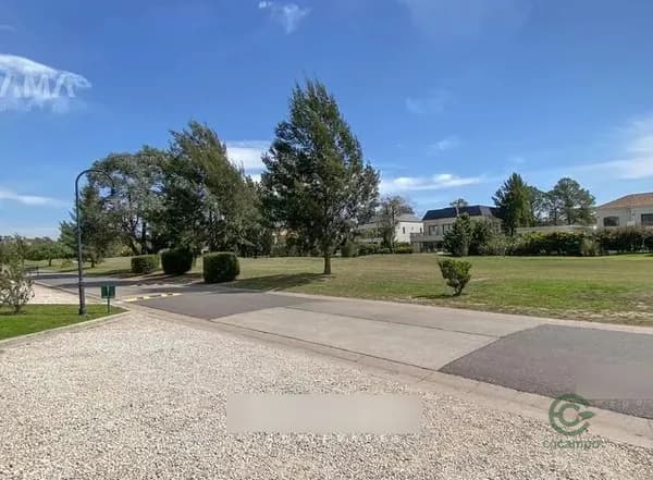 Terreno urbano de 0,08 ha en venta en Buenos aires