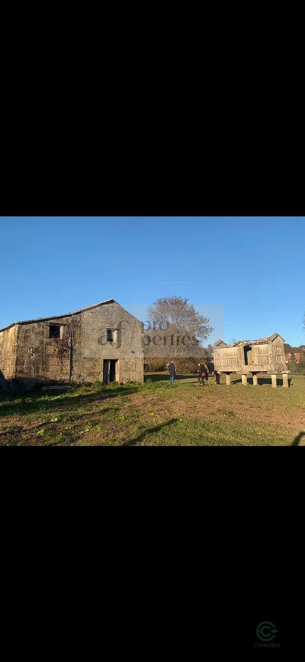 Finca agrícola de 0,3209 ha en venta en Marín, Pontevedra