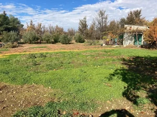 Terreno urbano de 0,23 ha en venta en Robledillo de la jara, Madrid