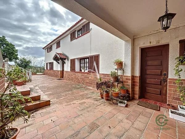Casa de 0,996 ha en venta en A dos negros, Leiria