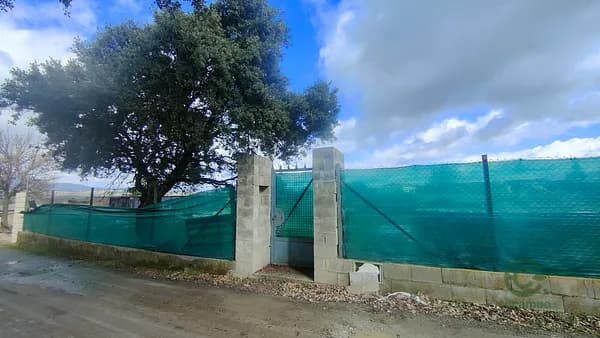 Finca rústica de 5 ha en venta en Madrid