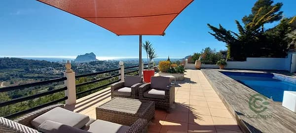Casa de 0,21 ha en venta en Benissa, Alicante