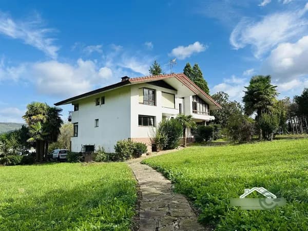 Finca rústica de 0,69 ha en venta en Lezama, Bizkaia-vizcaya