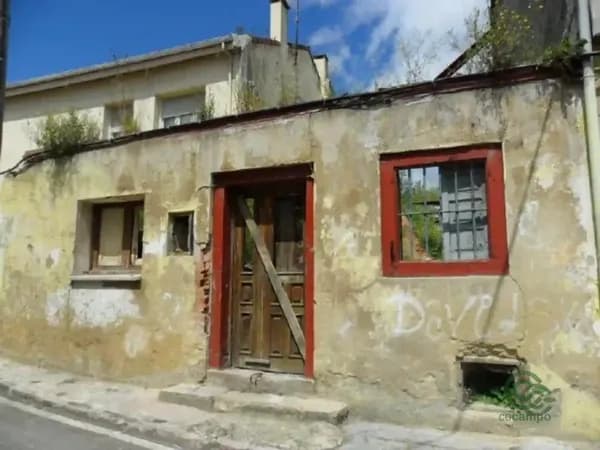 Casa de 0,005 ha en venta en Aviles, Asturias