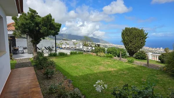 Casa de 0,412 ha en venta en Tenerife
