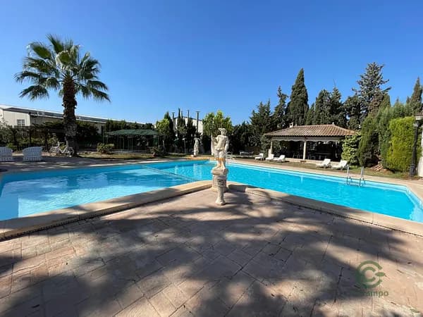 Casa de 0,5 ha en venta en Crevillent, Alicante