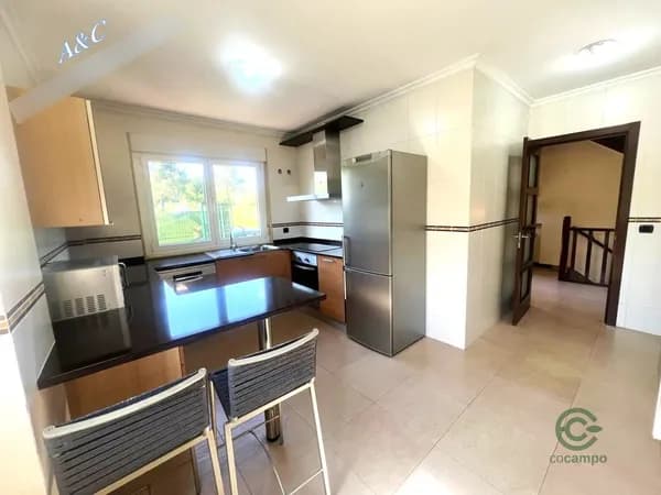 Casa de 0,0564 ha en venta en Lugo, Lugo