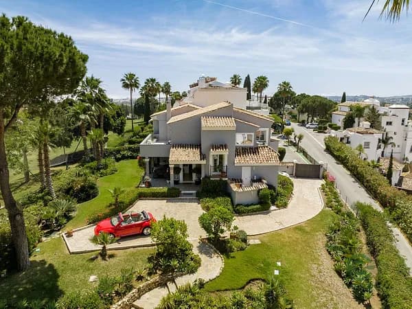 Casa de 0,118 ha en venta en Marbella, Malaga