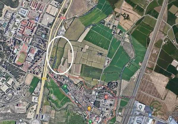 Casa de 0,5994 ha en venta en Zaragoza, Zaragoza