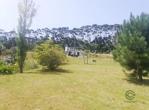 Terreno urbano de 0,075 ha en venta en Santa fe