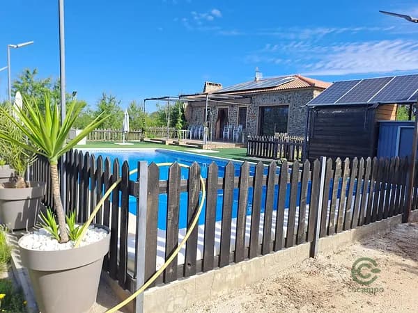 Finca rústica de 3,3 ha en venta en Cumbres mayores, Huelva
