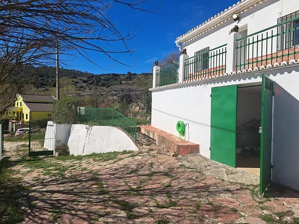 Casa de 0,0511 ha en venta en Aliaguilla, Cuenca