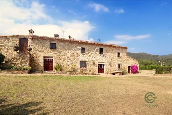 Finca rústica de 0,421 ha en venta en Santa cristina d`aro, Girona
