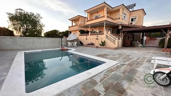 Casa de 0,0544 ha en venta en Mazagon, Huelva