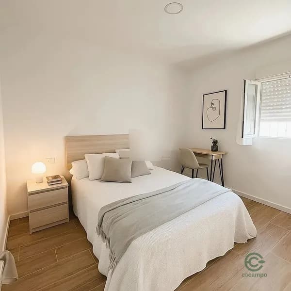 Casa de 0,0127 ha en venta en Pilas, Sevilla