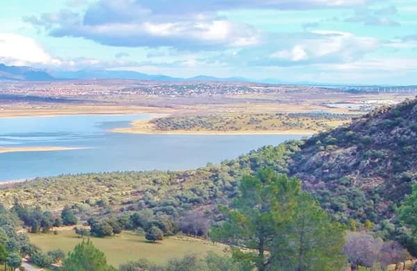 Finca rústica de 200 ha en venta en Madrid