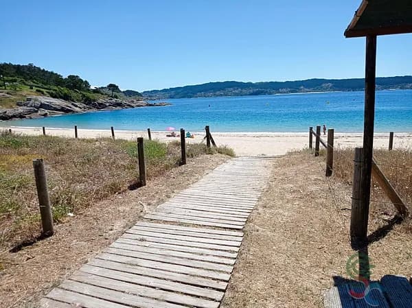 Finca de recreo de 0,15 ha en venta en Bueu, Pontevedra