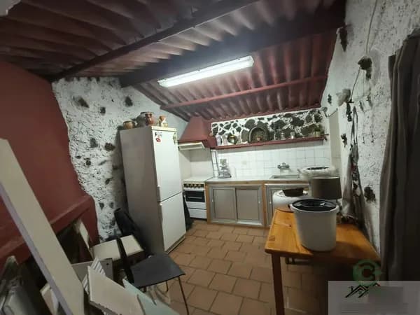 Casa de 0,0309 ha en venta en Santiago del teide, Tenerife