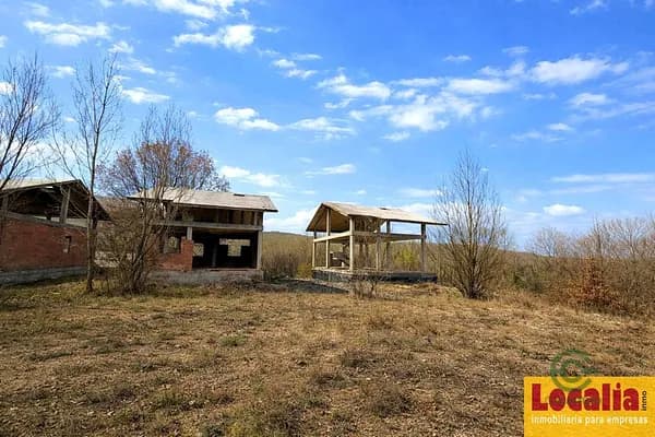 Terreno urbano de 0,2701 ha en venta en Bocos, Burgos