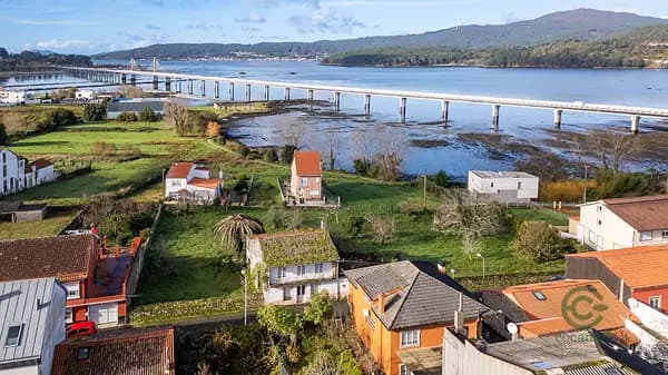 Casa de 0,2584 ha en venta en Noia, A coruña