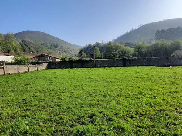Finca agrícola de 0,6238 ha en venta en Cantabria