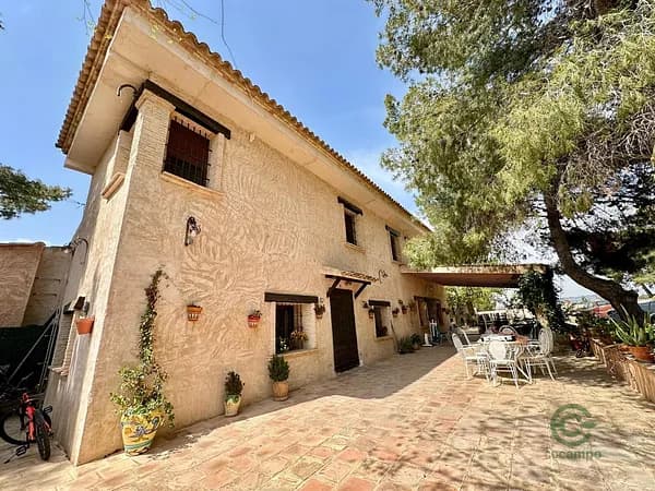 Finca rústica de 2 ha en venta en Yecla, Murcia